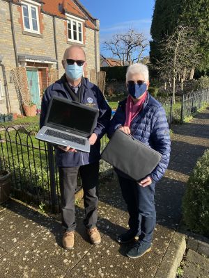 Lion David & wife Catherine bringing laptops from Glastonbury & Street Lions