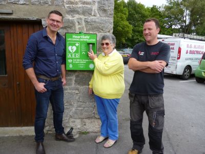 Sighting the Defibrillator at the Riverside Inn